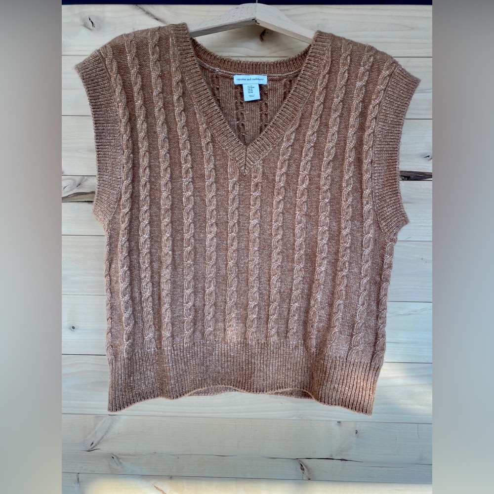 cupcakes & cashmere | tan/light brown sweater vest | medium | new, not worn
